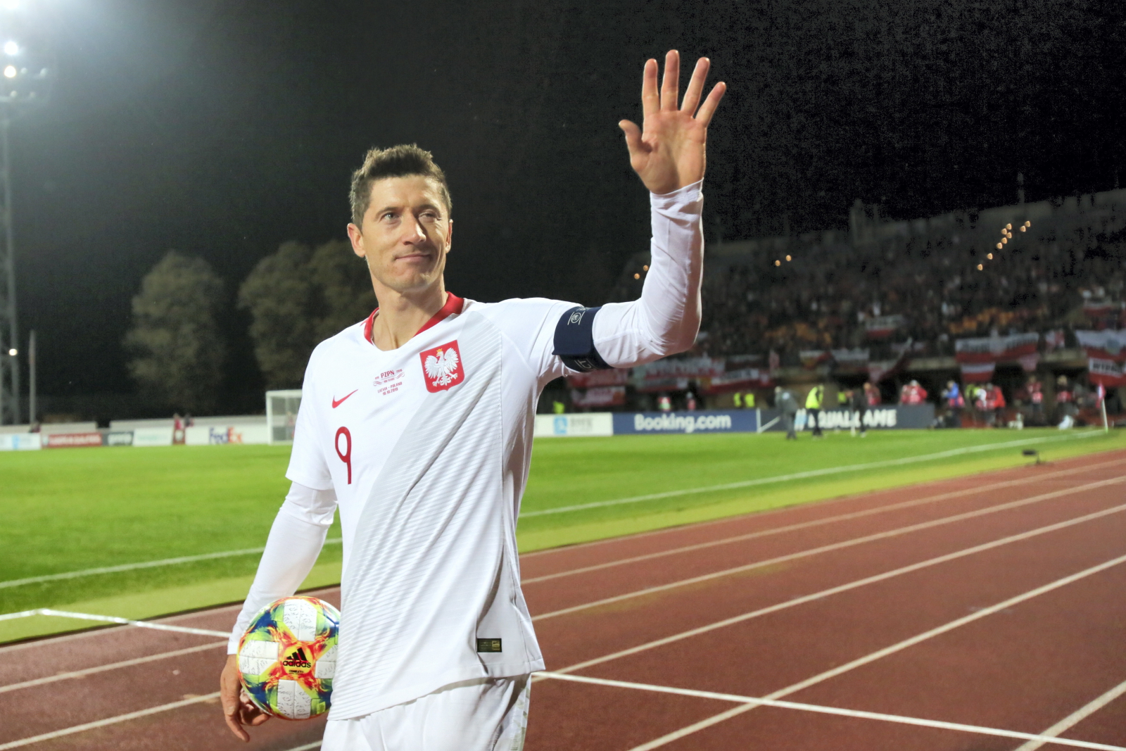 Eliminacje Euro Otwa Polska Zobacz Jak Robert Lewandowski