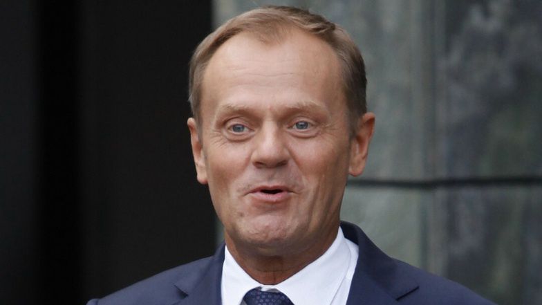 Donald Tusk Dostanie Tysi Cy Z Otych Emerytury Miesi Cznie Pudelek