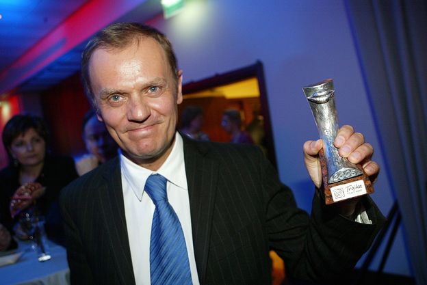 Donald Tusk Dostanie Tysi Cy Z Otych Emerytury Miesi Cznie Pudelek