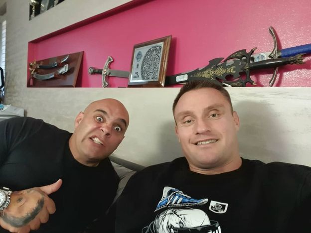 Krzysztof Radzikowski z Gogglebox po raz pierwszy POKAZAŁ PARTNERKĘ