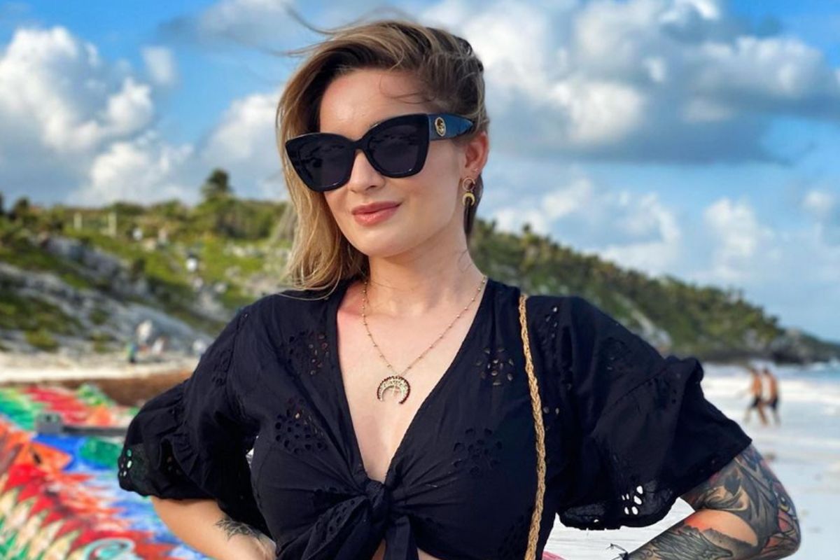 Ewelina Lisowska pozuje w bikini Nie wstydzi się swojego cellulitu