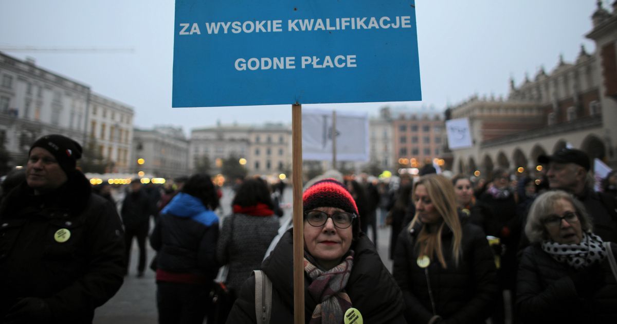 Polacy O Zarobkach Nauczycieli Szokuj Ce Wyniki Sonda U Wp Wiadomo Ci