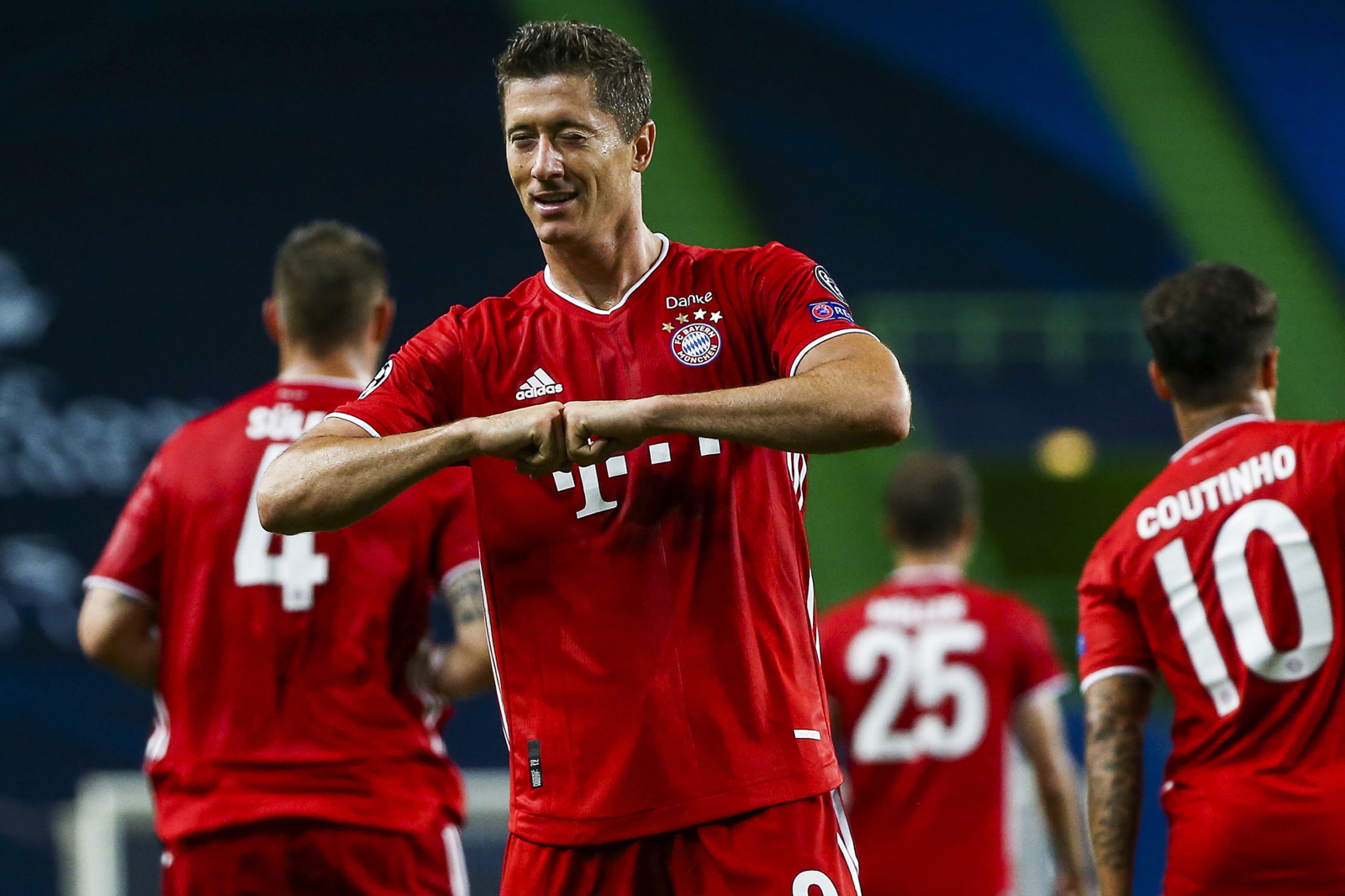 Liga Mistrz W Robert Lewandowski Wyr Wna Klubowy Rekord Bayernu