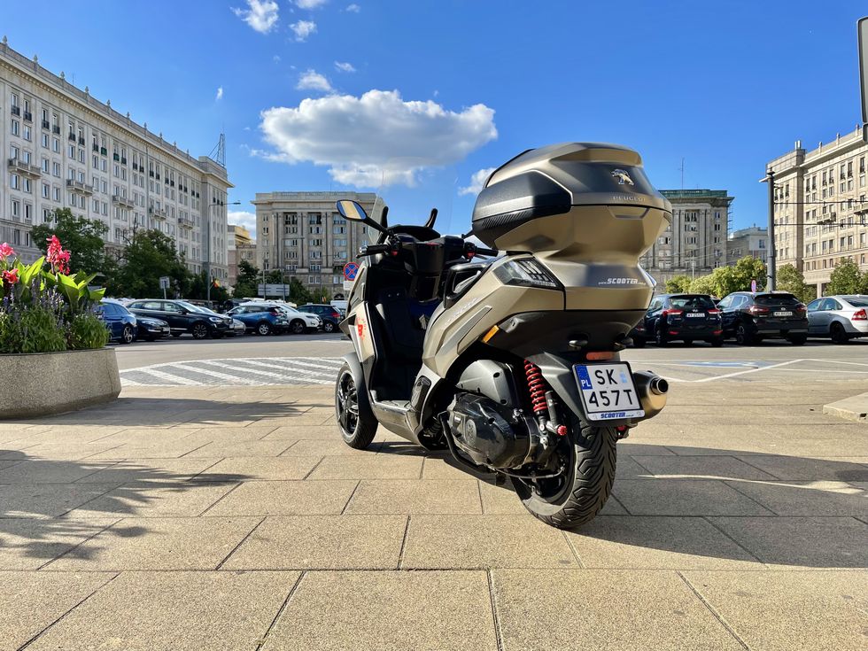 Test Peugeot Metropolis 400 skuter jak samochód WP Moto