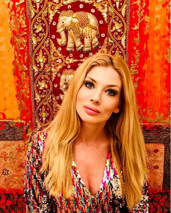 Łukomska Pyżalska pokazuje ciało w bikini Uwierzylibyście że ma