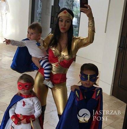Kourtney Kardashian z dziećmi na Halloween 2015