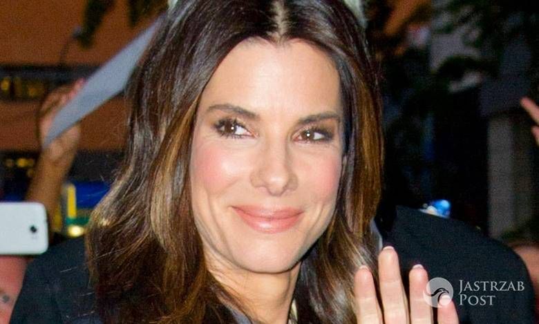 Sandra Bullock została mamą! Pokazała dziecko na okładce gazety