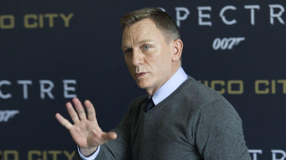Daniel Craig