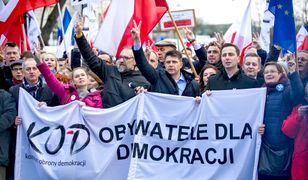 Jeden z protestów Komitetu Obrony Demokracji