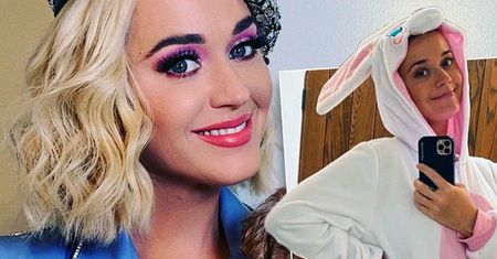 Przebrana za króliczka Katy Perry pokazuje zaokrąglony brzuszek. To już 7 miesiąc