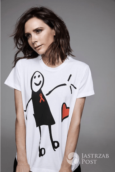 Victoria Beckham w koszulce z rysunkiem córki