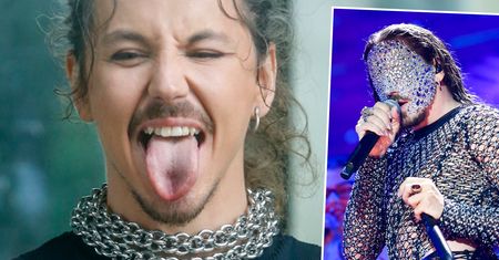 Michał Szpak bezceremonialnie o Kościele i skrajnych katolikach. Ci drudzy obrażą się za za porównania do islamu i słowa o "chorobie psychicznej"?