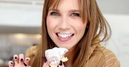 Jedliście już pączki? Mogliście robić to źle! Agnieszka Kaczorowska wydała instrukcję ws. tłustego czwartku