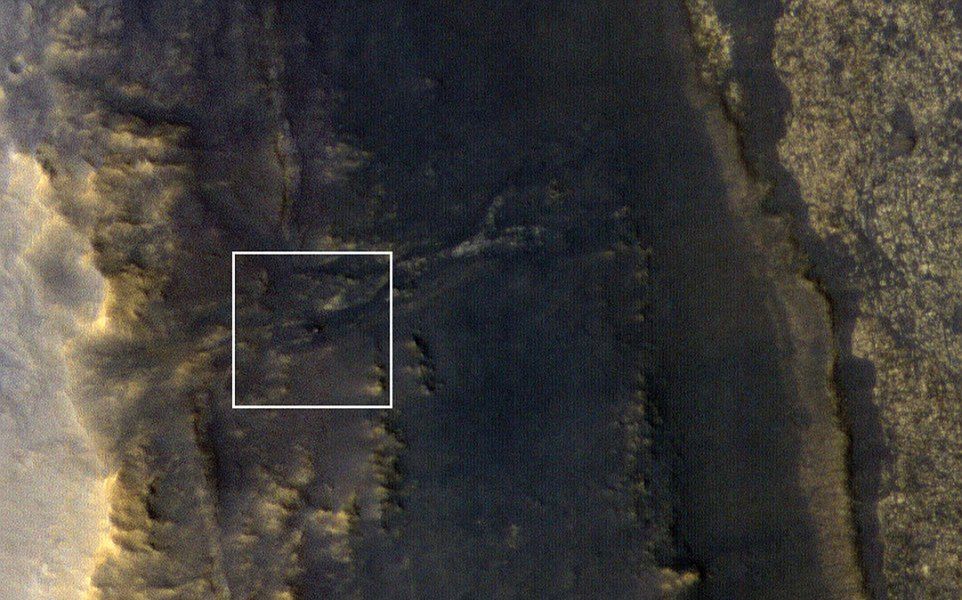 Dziwny widok na powierzchni Marsa. NASA znalazła coś, czego szukano od dawna