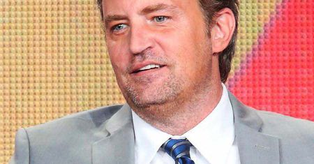 Matthew Perry pokazał zdjęcie młodszej o 22 lata narzeczonej. Molly urodą bije na głowę nawet Jennifer Aniston