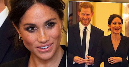 Sexy! Meghan Markle w samej marynarce na premierze musicalu! Tyle ciała nie pokazywała nawet, gdy nie była księżną!