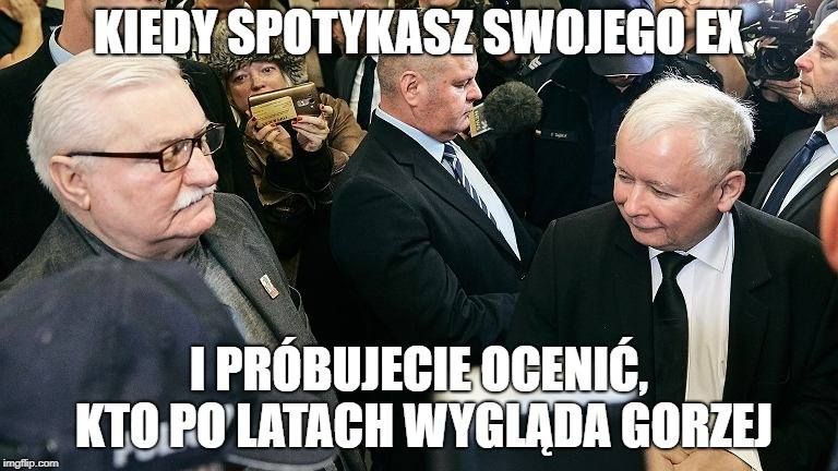 Nie zabrakło ironicznych uśmieszków i mierzenia się wzrokiem.