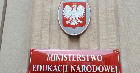 Koronawirus. MRPiPS i MEN apelują o zwolnienie uczniów z obowiązku świadczenia pracy
