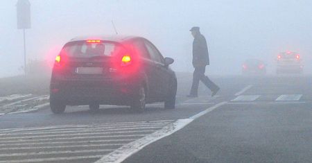 Kłopotliwe światła przeciwmgielne. Jak używać ich zgodnie z prawem?