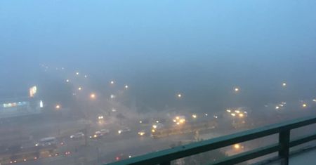 Pogoda. IMGW wydaje alert 2. stopnia. Uwaga na wiatr, mgłę i smog