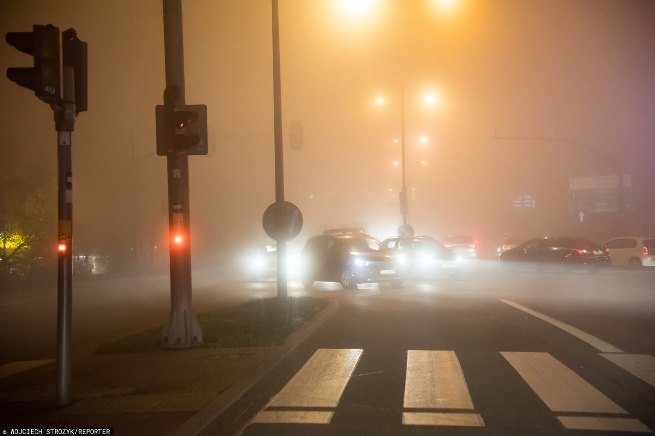 Pogoda. Mgła jak mleko. Bardzo niebezpiecznie na drogach. Ofiary śmiertelne