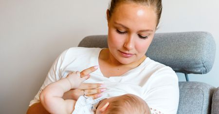 Biustonosz dla karmiącej - komfort jest najważniejszy