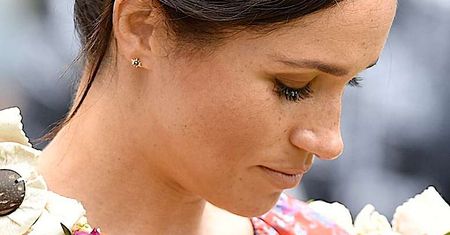 Ochrona WYNIOSŁA ciężarną Meghan Markle na oczach tłumu! Wizyta wymknęła się spod kontroli!