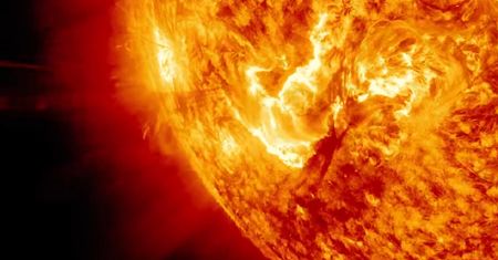 NASA zbadała "Siedzibę Szatana". Ta planeta jest gorętsza od Wenus, większa niż Jowisz