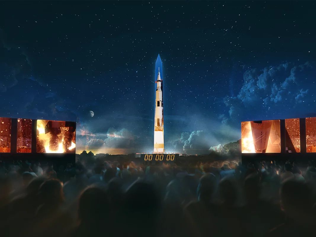 Saturn V na Pomniku Waszyngtona. Projekcja z okazji 50. rocznicy lądowania na Księżycu