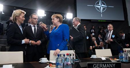 Koniec traktatu rozbrojeniowego. Co Europa zrobi bez INF?