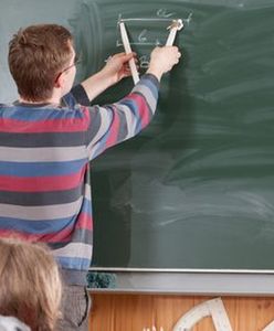 Z oświaty na wózki widłowe