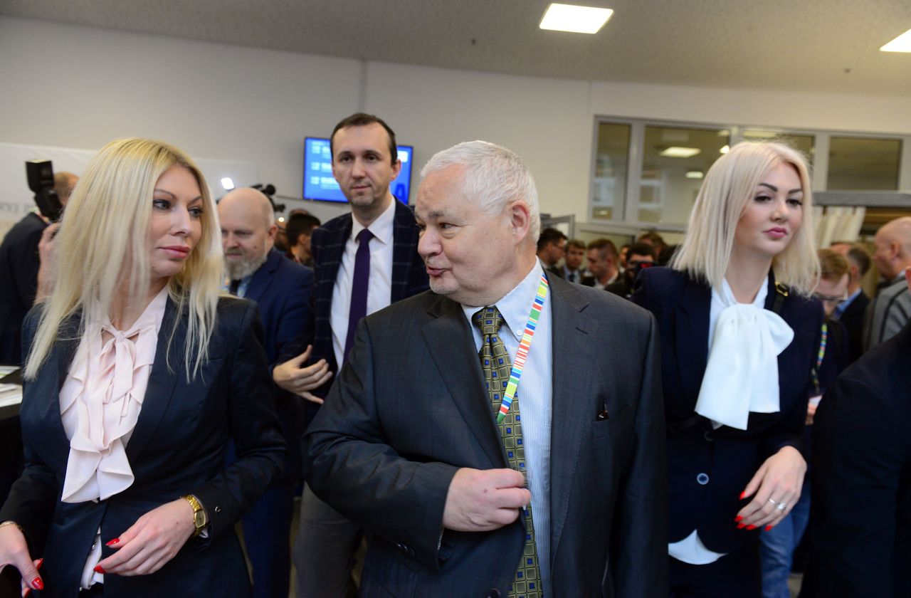 Zarobki w NBP. Sejm zagłosował za jawnością wynagrodzeń