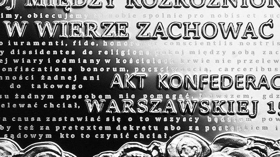 Rewers monety upamiętniającej reformację