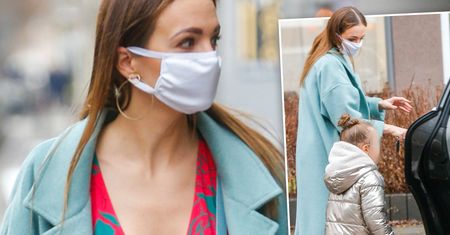 Anna Wendzikowska zabrała córeczkę do pracy. Paparazzi przyłapali je, gdy wyszły ze studia DDTVN