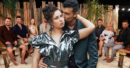 Hotel Paradise. Uczestniczka ogłosiła rozstanie Simona i Bibi. Odpowiedzieli oficjalnym oświadczeniem