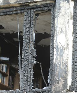 Sąsiedzi myśleli, że ktoś rozpalił grill na balkonie. W tym czasie w płomieniach umierała 80-latka