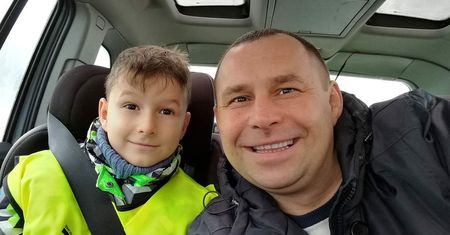 Ojciec walczy o dobro syna. Jarosław Kaczyński interweniuje