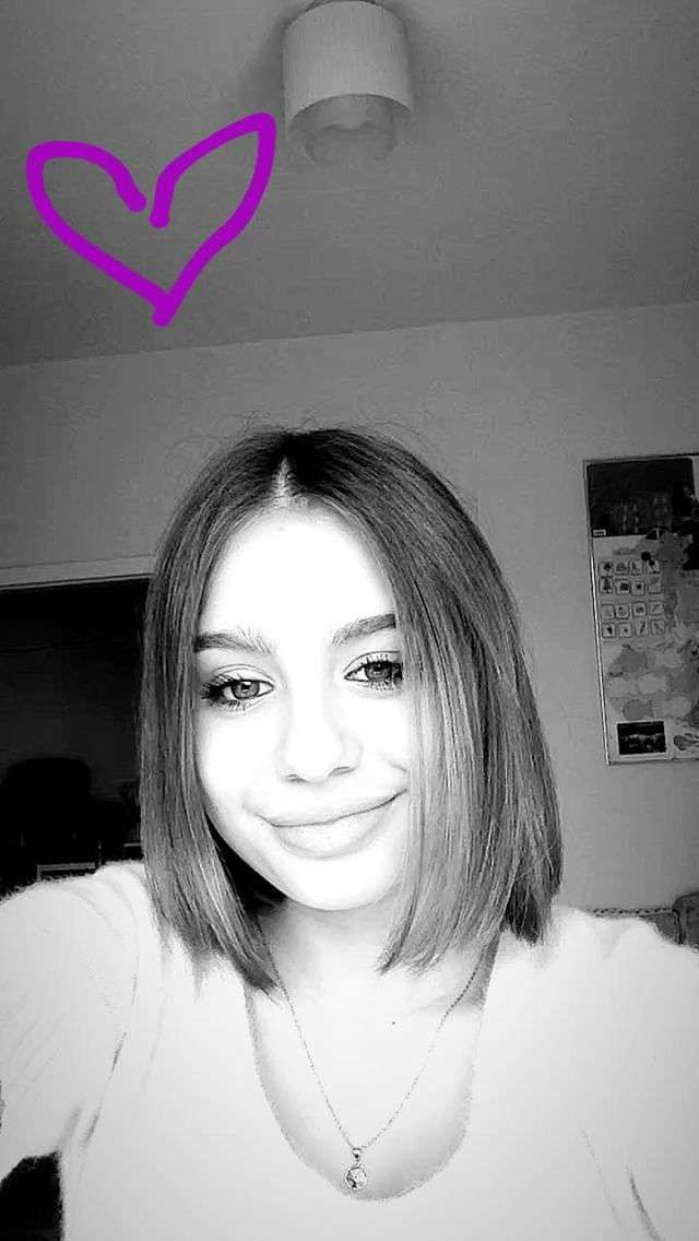 Oliwia Bieniuk ścięła włosy. Wygląda jak Selena Gomez