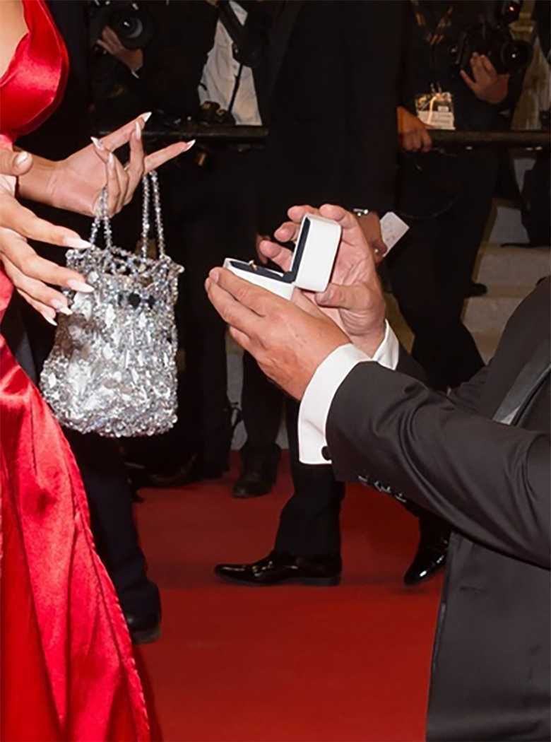 Cannes 2019 - pierścionek zaręczynowy