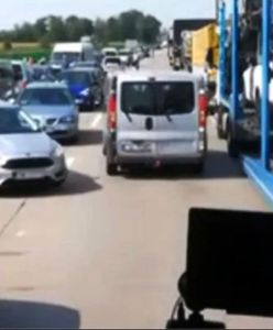 Policyjna obława na A4. Kierowcy blokowali "korytarz życia"