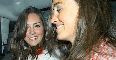 Brytyjczycy oszaleli! Wyciekło prywatne zdjęcie księżnej Kate i Pippy Middleton w krótkich spódniczkach na wakacjach