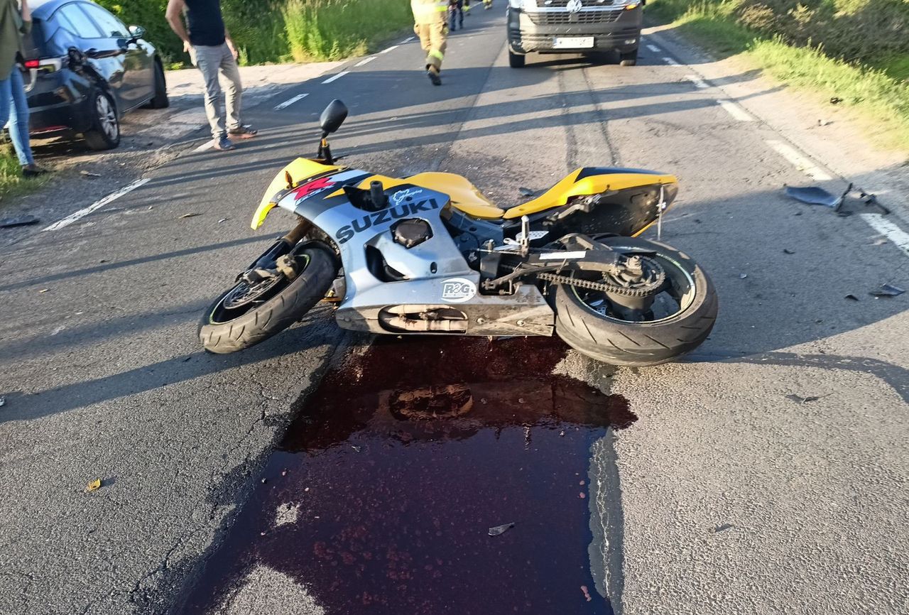 Kobieta nie udzieliła pierwszeństwa motocykliście doprowadzając do wypadku. Świadkami byli funkcjonariusze SOK