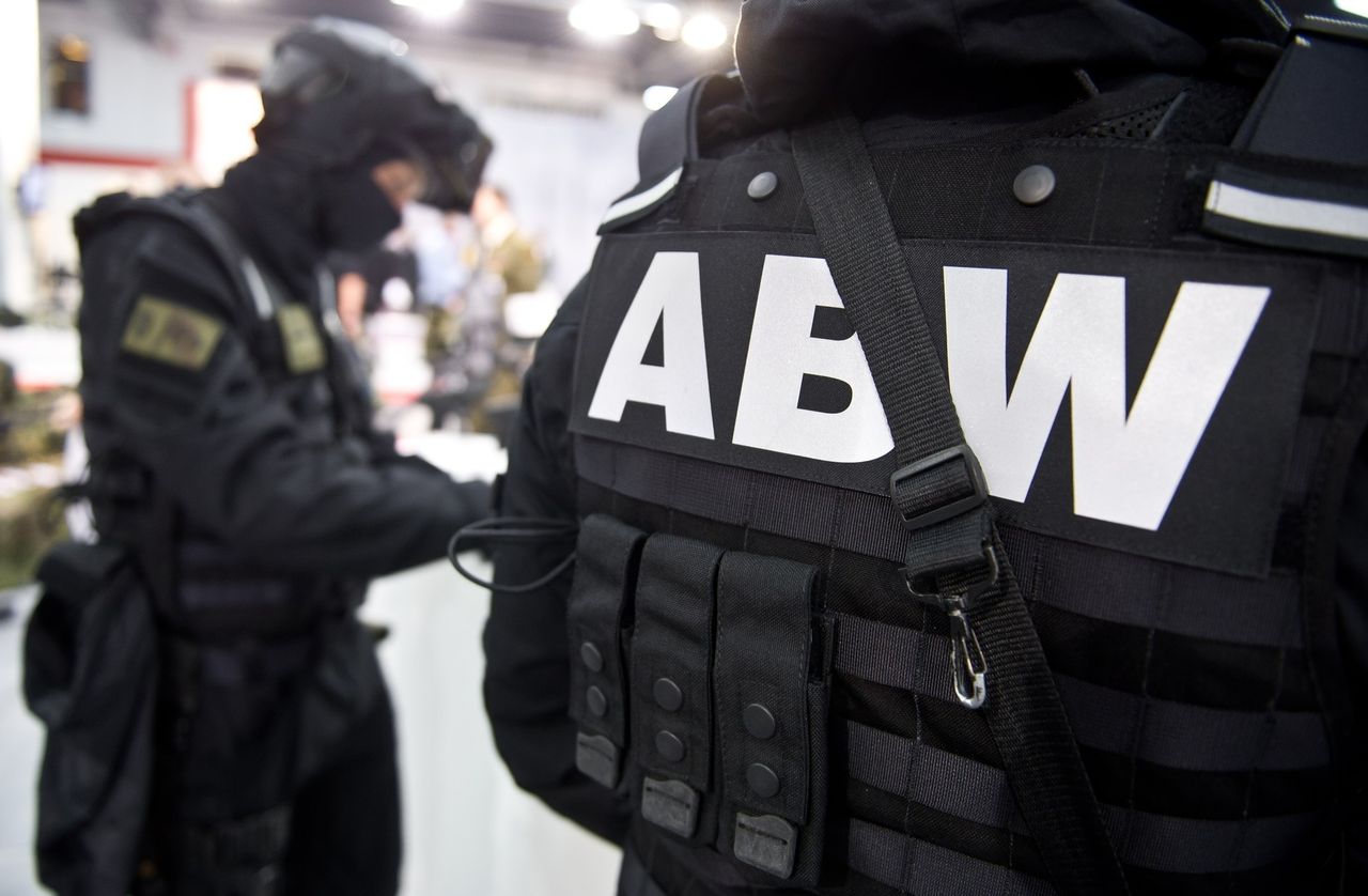 Akcja ABW. Służby zatrzymały przemytników alkoholu