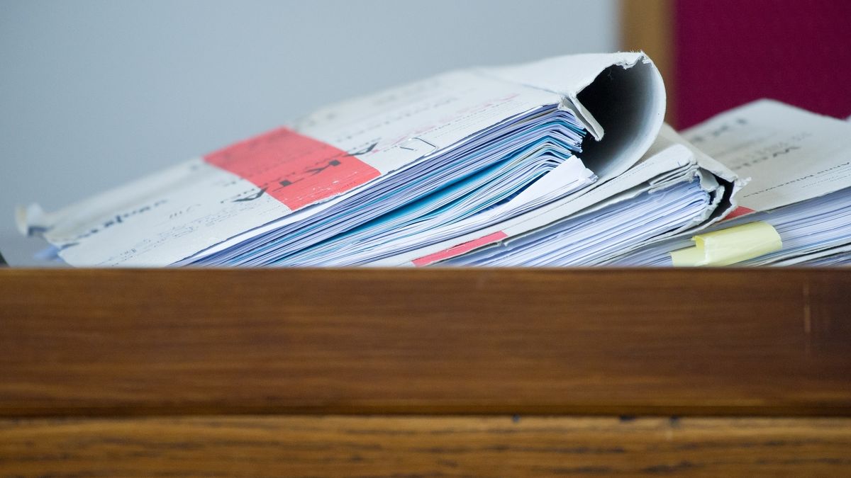 Podrabiali wyroki, powoływali się na nieistniejący sąd