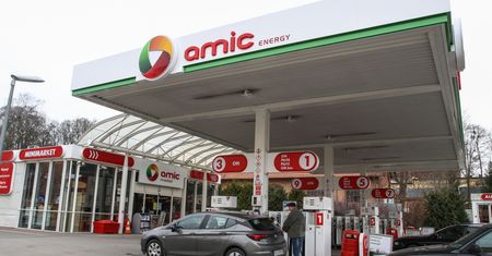 Marka Łukoil znika z Polski. Na stacjach pojawiło się nowe logo