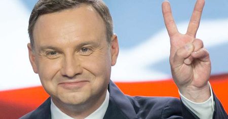 Męski wieczór Andrzeja Dudy! Prezydent Polski zabawił się świetnie przy zimnym piwku!