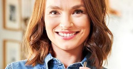Anna Starmach ogłosiła drugą ciążę! W świątecznej sesji z mężem i córką przekazała wspaniałe wieści