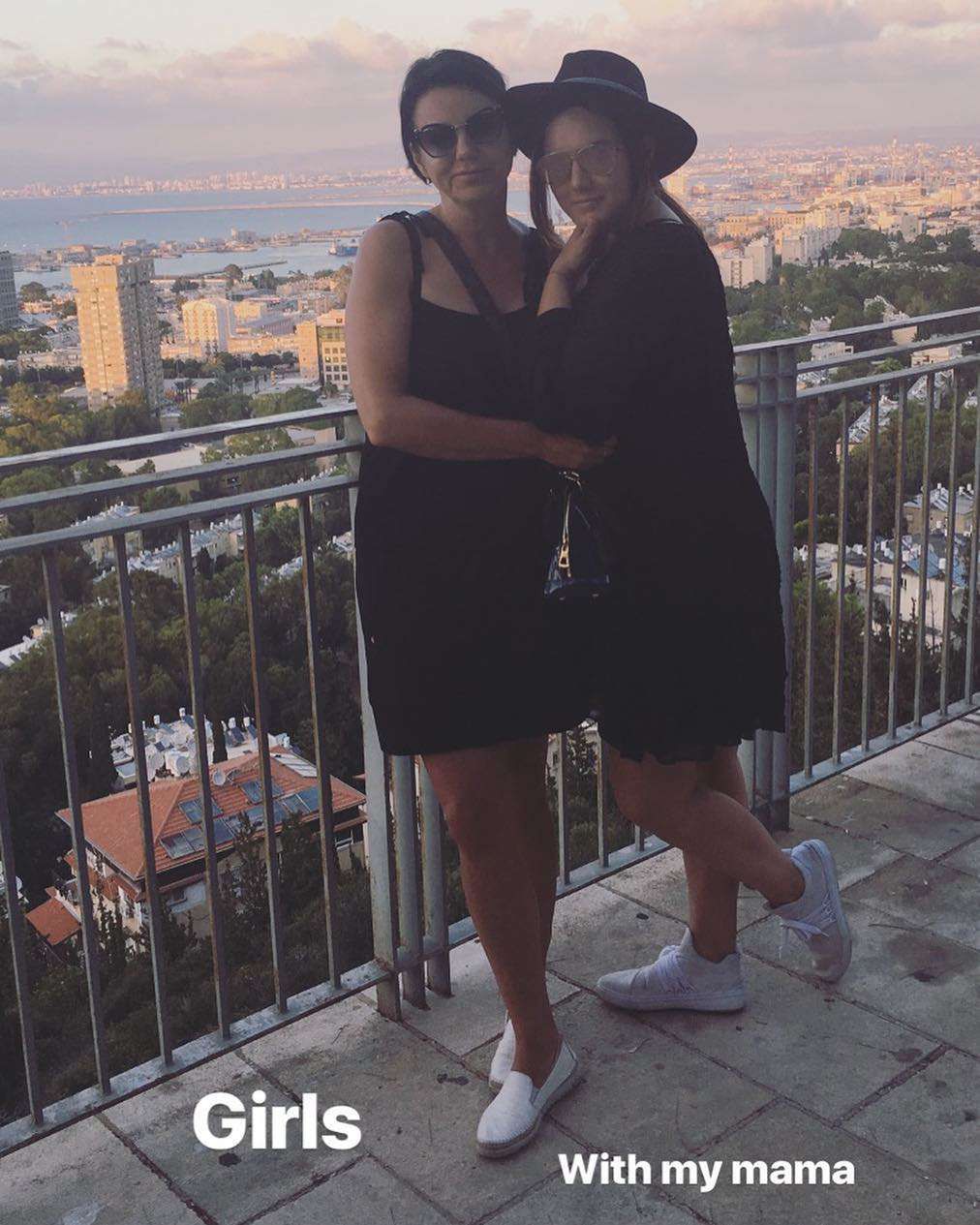 Ewa Farna z mamą na wakacjach w Izraelu
