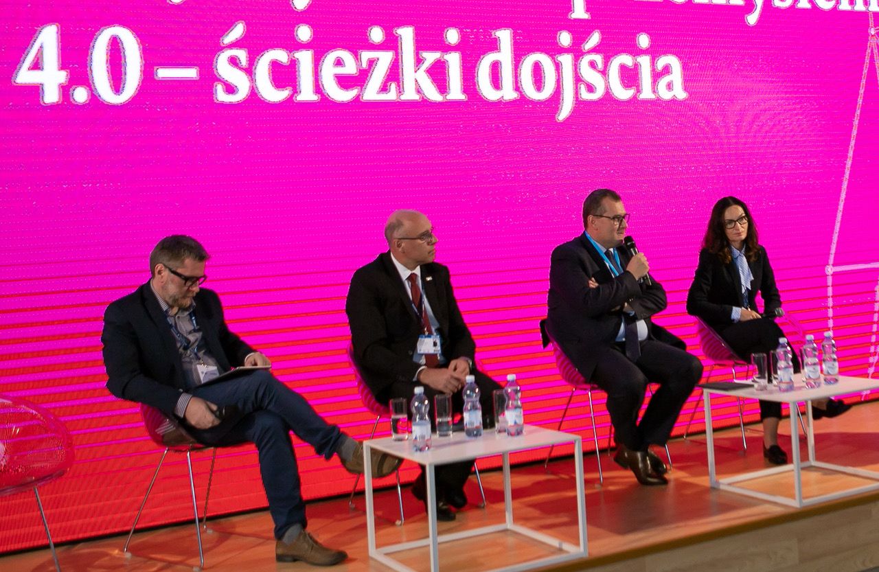 Polski przemysł ciągle daleko od 4.0. Oprócz pieniędzy brakuje odwagi
