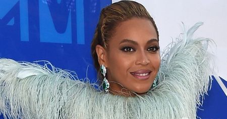 Beyonce przyćmiła młodsze koleżanki na rozdaniu nagród MTV Music Awards 2016